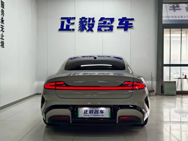 Xiaomi SU7 — Фото автомобиля 8