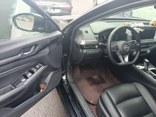 Nissan Teana — Фото автомобиля 12