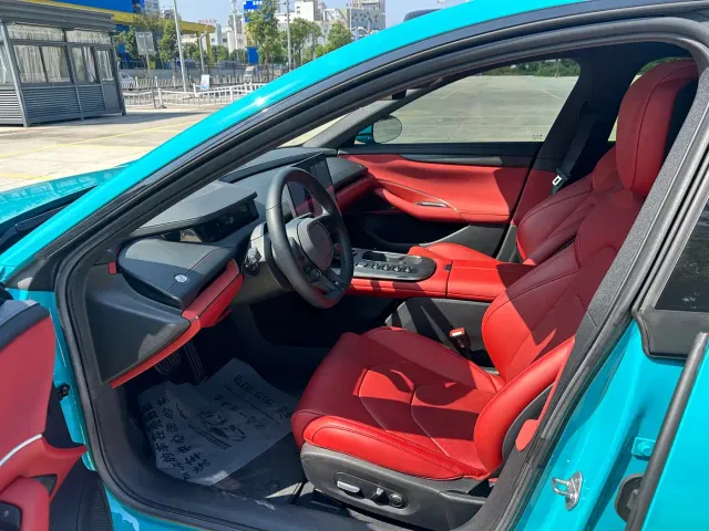 Xiaomi SU7 — Фото автомобиля 4