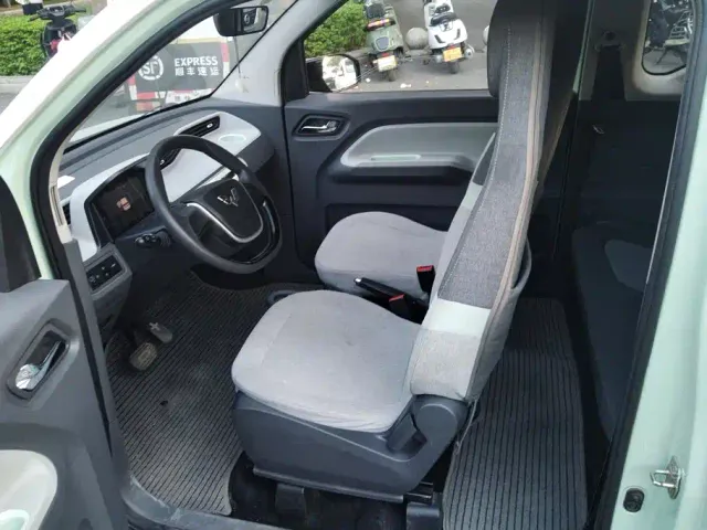Wuling Hongguang Mini EV — Фото автомобиля 9