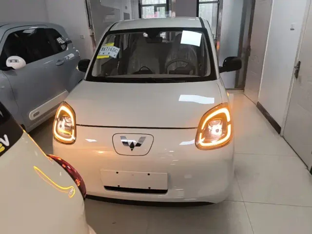 Wuling Hongguang Mini EV — Фото автомобиля 2