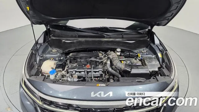 Kia Seltos New — Фото автомобиля 9