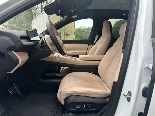 Nio EC7 — Фото автомобиля 10