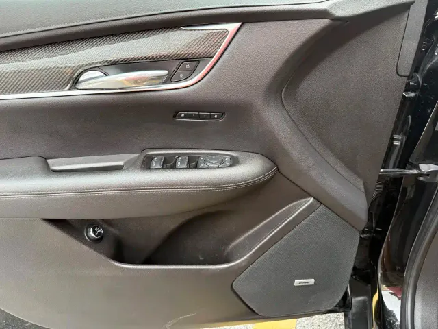 Cadillac XT5 — Фото автомобиля 16