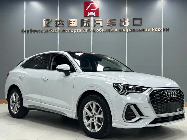 Audi Q3 Sportback — Фото автомобиля 3