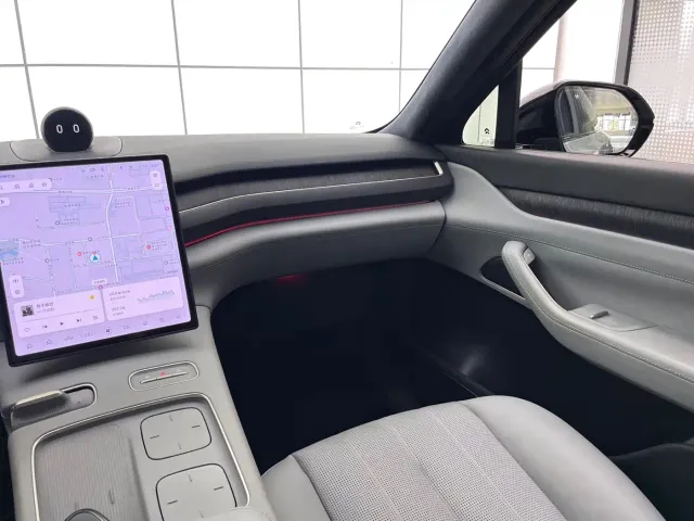 NIO NIO ES8 2023 100kWh Signature Edition — Фото автомобиля 12