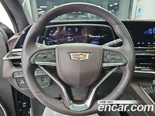 Cadillac Escalade 5th Gen — Фото автомобиля 9