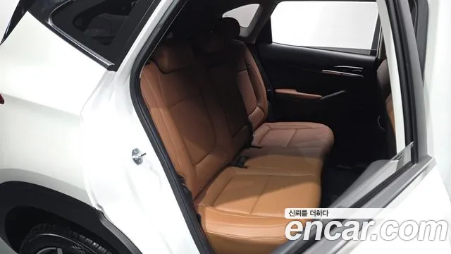 Kia Seltos New — Фото автомобиля 18