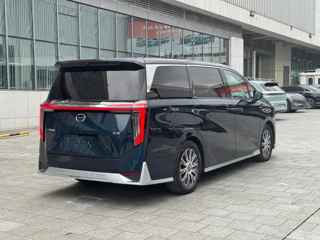 GAC Trumpchi E9 — Фото автомобиля 5