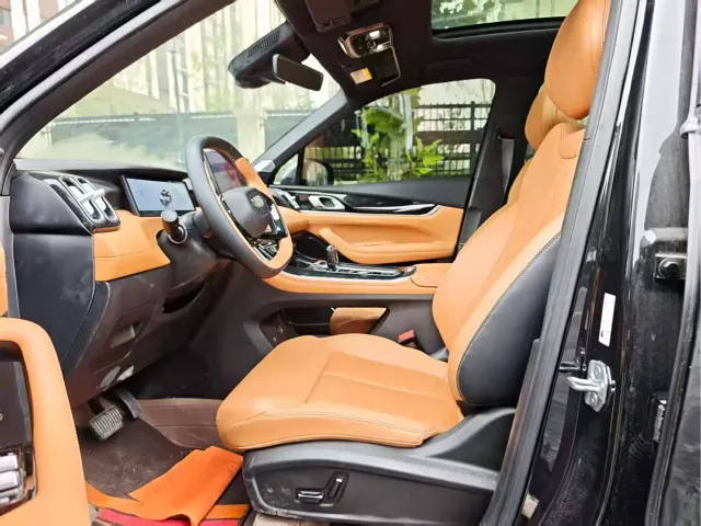 Geely Boyue L — Фото автомобиля 4