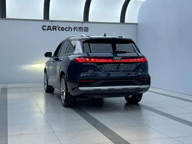 Audi Q6 — Фото автомобиля 4