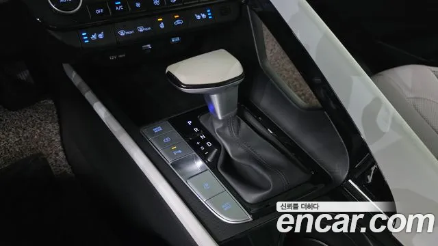 Hyundai Avante CN7 — Фото автомобиля 12