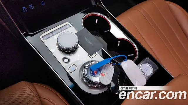 Genesis GV80 2.5T Бензин 2WD — Фото автомобиля 9