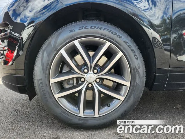 Land Rover Range Rover Evoque — Фото автомобиля 6