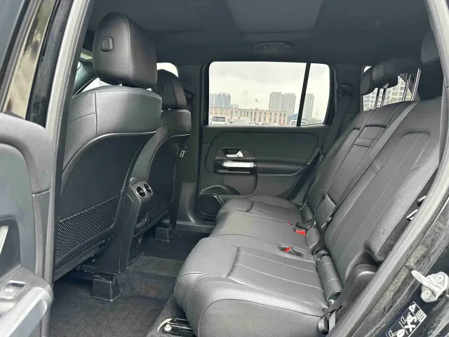 Mercedes-Benz GLB-Class — Фото автомобиля 10