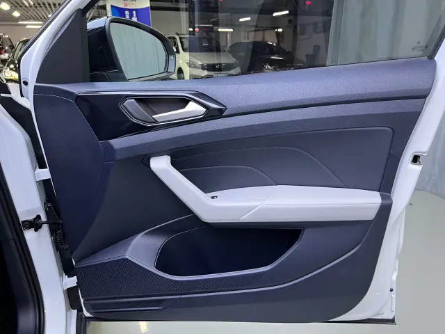 Volkswagen Tharu — Фото автомобиля 13
