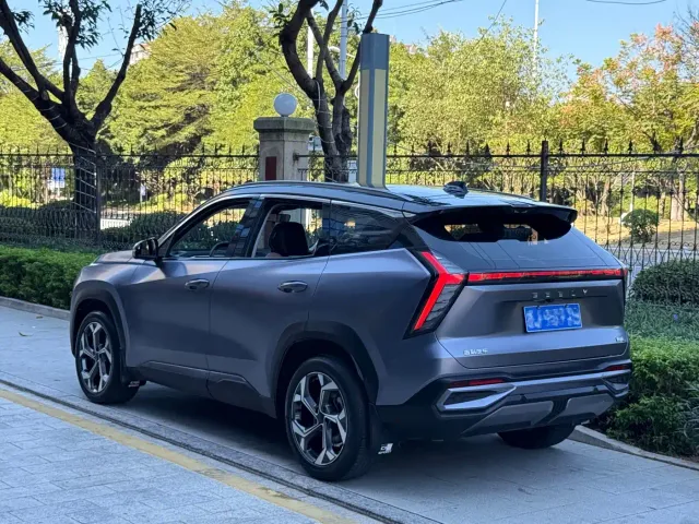 Geely Boyue L — Фото автомобиля 4