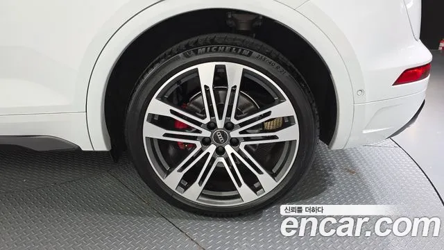 Audi SQ5 3.0 TFSI quattro — Фото автомобиля 17