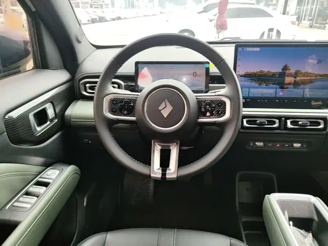 Baojun Yep Plus — Фото автомобиля 10