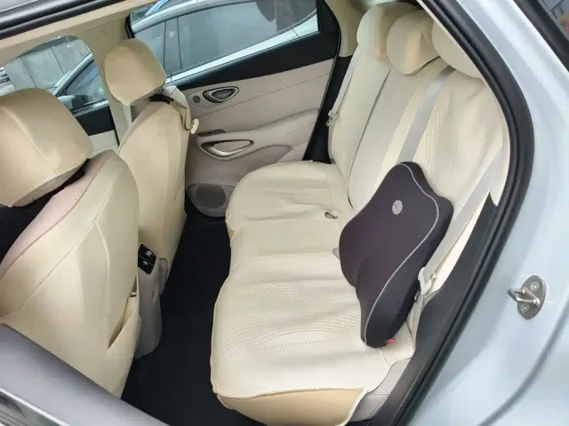 BYD Sealion 05 EV — Фото автомобиля 13