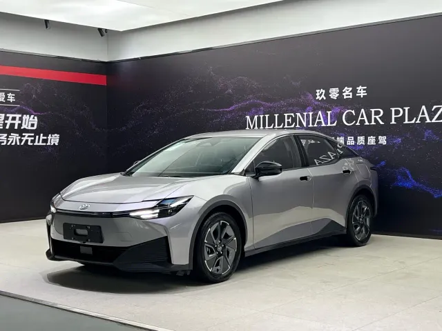Toyota bZ3 — Фото автомобиля 3