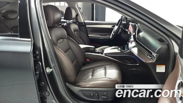Hyundai Grandeur Grandeur (New) Hybrid — Фото автомобиля 16
