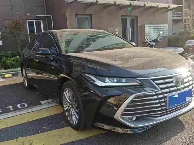 Фотография автомобиля — Toyota Avalon