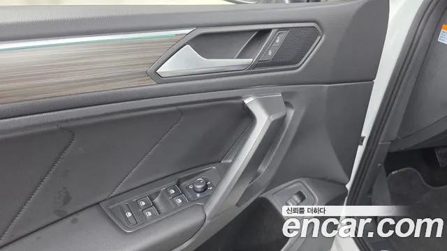 Volkswagen Tiguan — Фото автомобиля 25
