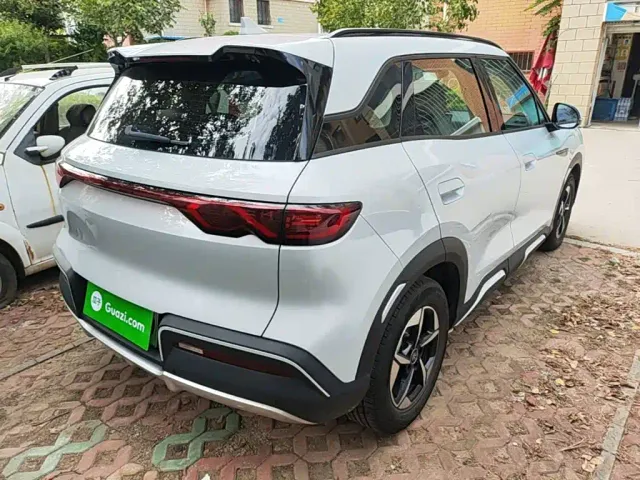 BYD Yuan UP — Фото автомобиля 6