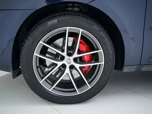 Porsche Macan — Фото автомобиля 24