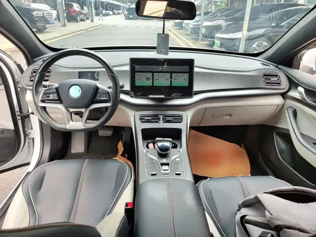 BYD Qin PLUS — Фото автомобиля 9