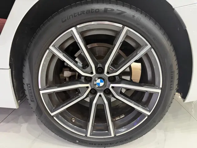 BMW 3 Series — Фото автомобиля 23