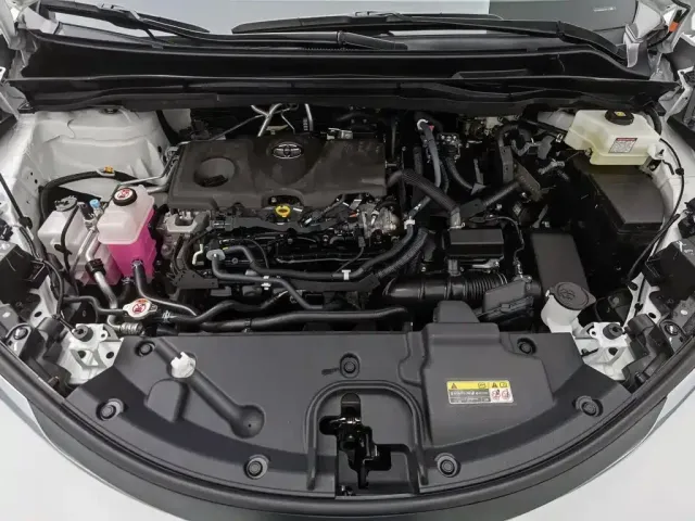 Toyota Granvia 2024 2.5L Hybrid Comfort — Фото автомобиля 6