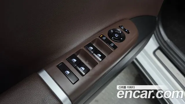 Hyundai Grandeur GN7 — Фото автомобиля 19