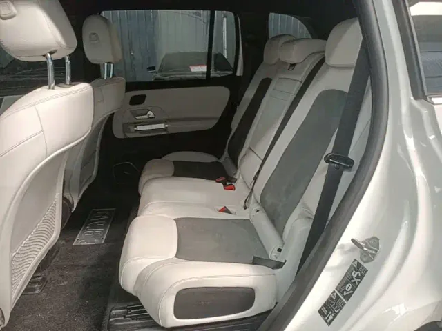 Mercedes-Benz EQB — Фото автомобиля 16