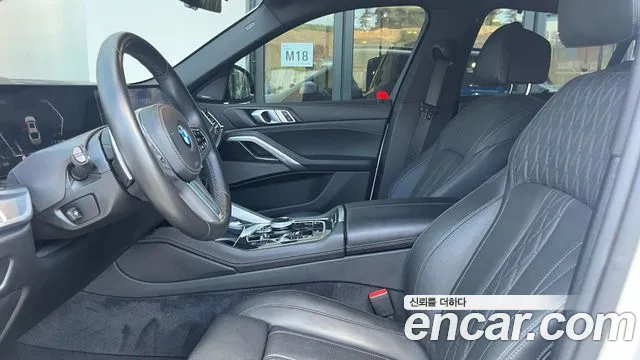 BMW X6 xDrive40i M Sport — Фото автомобиля 10