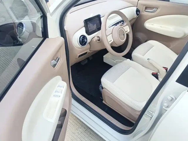 Wuling Hongguang Mini EV — Фото автомобиля 15