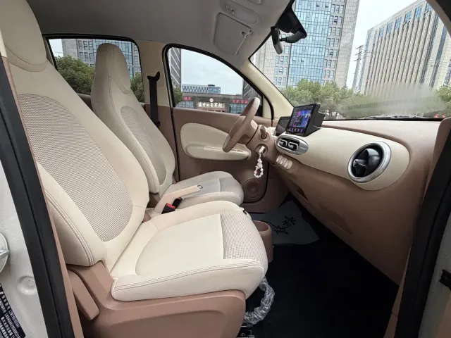 Wuling Hongguang Mini EV — Фото автомобиля 12