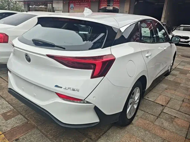 Buick Velite 6 — Фото автомобиля 6