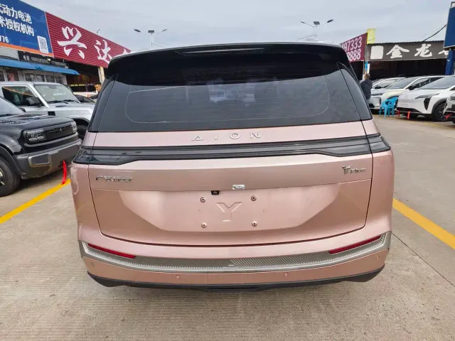 GAC Aion Y — Фото автомобиля 12