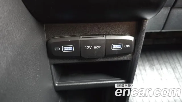 Hyundai Staria — Фото автомобиля 18