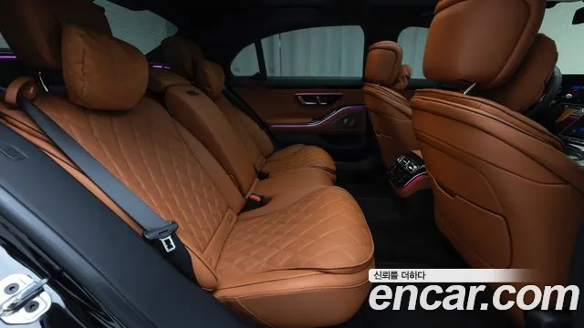 Mercedes-Benz S-Class — Фото автомобиля 10