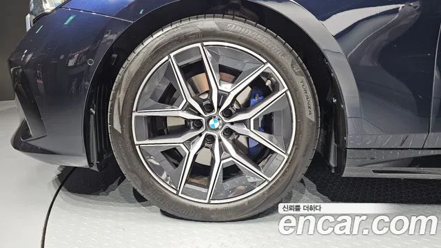 BMW 5-Series 5 серия (G60) 523d M Sport — Фото автомобиля 5