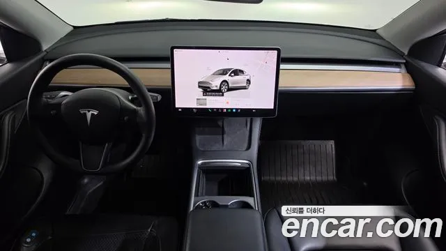 Tesla Model Y — Фото автомобиля 7