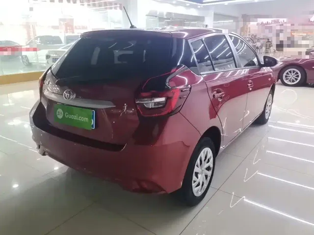 Toyota Vios FS — Фото автомобиля 6
