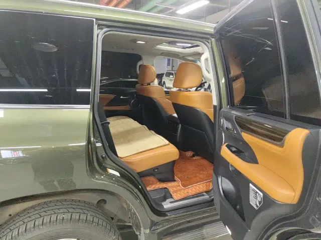 Lexus LX — Фото автомобиля 11