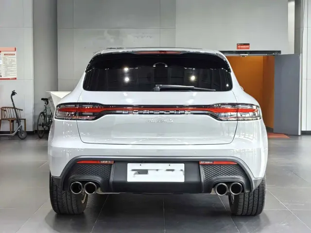 Porsche Macan — Фото автомобиля 3