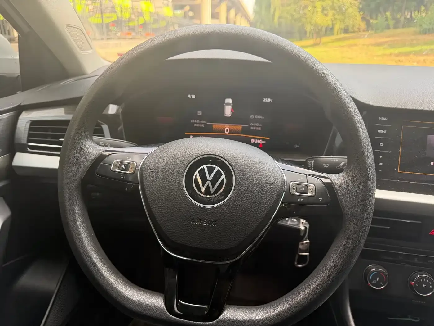 Volkswagen Lavida 2022 1.5L Auto Comfort Edition — Фото автомобиля 16