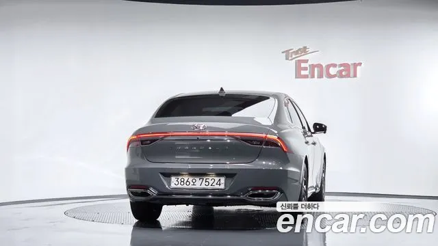 Hyundai Grandeur Grandeur (New) Hybrid — Фото автомобиля 3