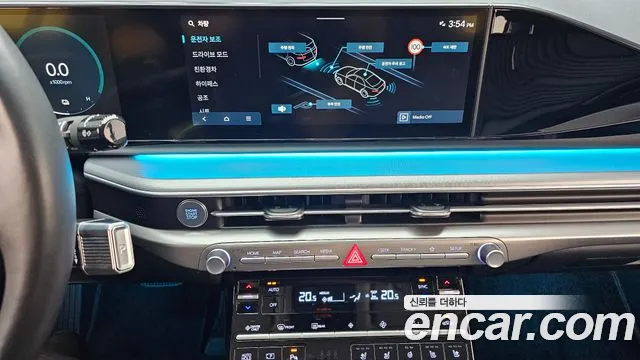 Hyundai Grandeur GN7 — Фото автомобиля 20